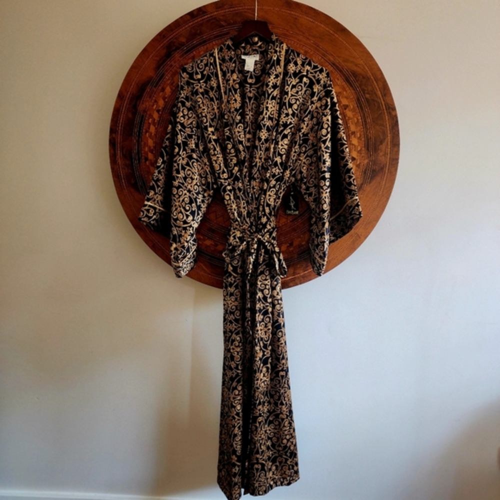 VINTAGE NATORI CLASSICS ROBE